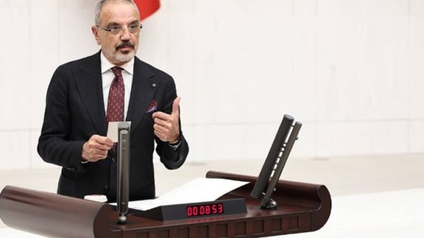 سری ساکک: ئیسرائیل 10 کیلۆمەتر لە دیمەشقەوە دوورە و ئەمان دەیانەوێت کورد کۆمەڵکوژ بکەن