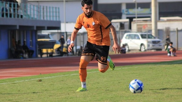 دیلمان رۆکان: کاتێک راهێنەر یارییم پێنەکات، بۆچی بمێنمەوە؟